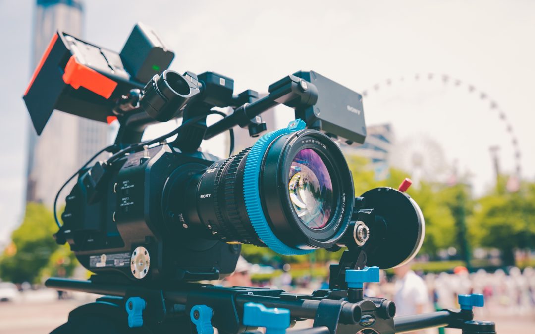 Beyond Bandwidth: Characteristics of a Network Ready for Big Data & Big Media