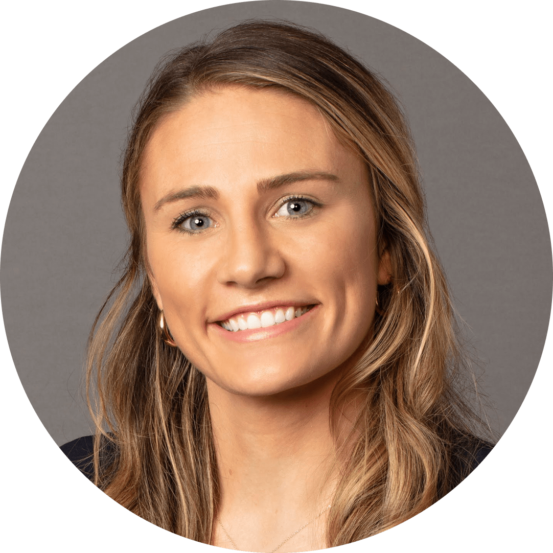 erin-casey Erin Casey Portrait